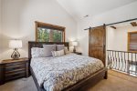 Master Suite with King bed 